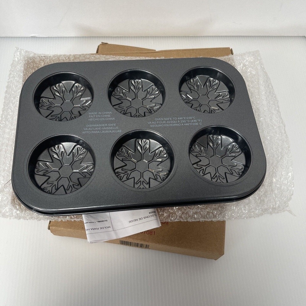 2 AVON Snowflake Baking Pan Carbon Steel w/Nonstick Coating 10 1/2" L x 7 1/2" W